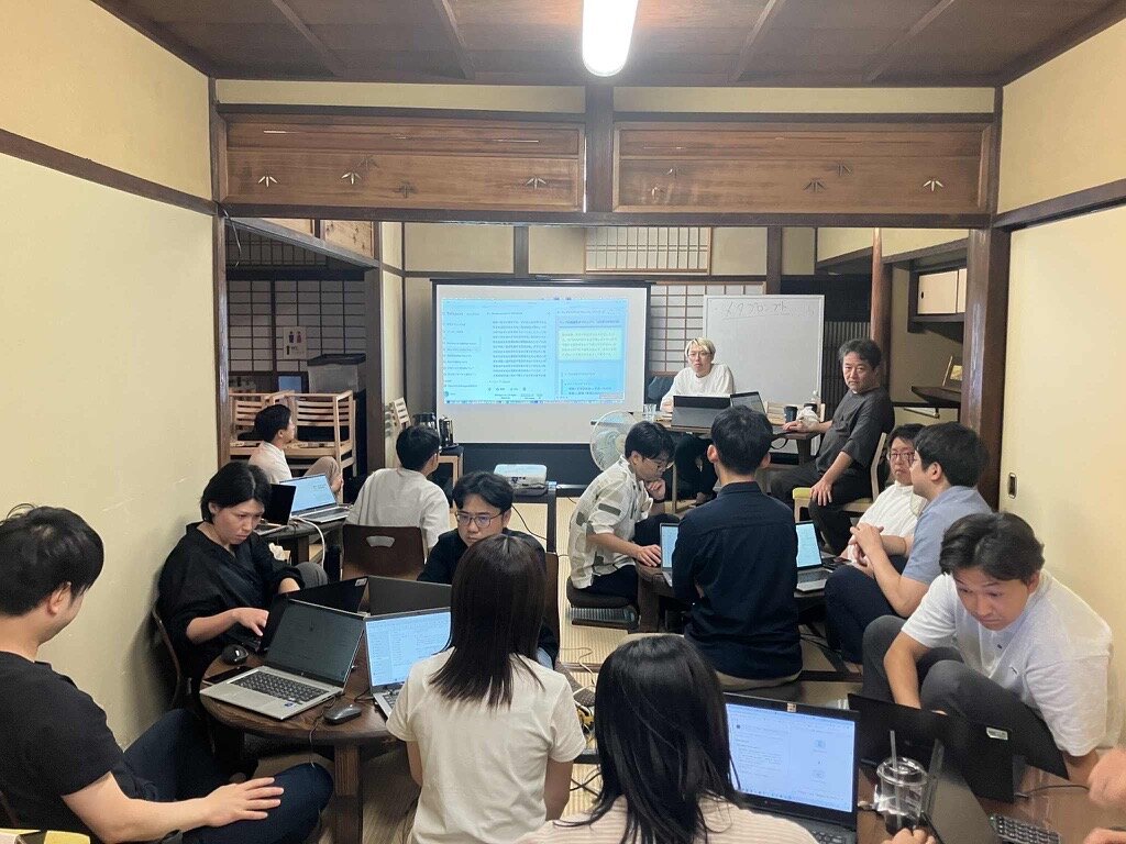 自社コミュニティスペース風伝館でのDX研修