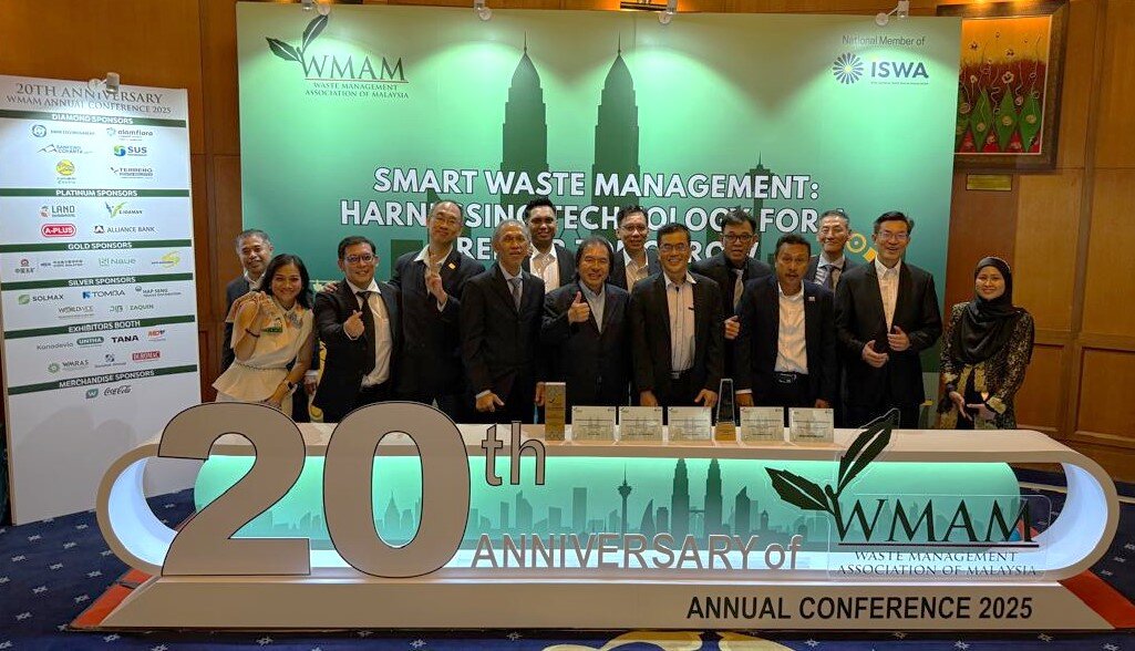 award_naza1.jpg